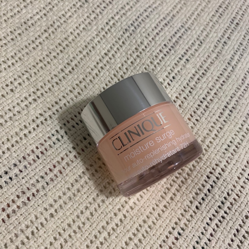 NEW WITH BOX*Clinique moisture surge